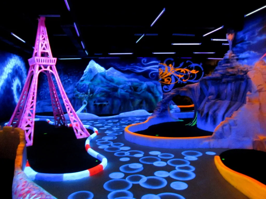 unique indoor miniature golf