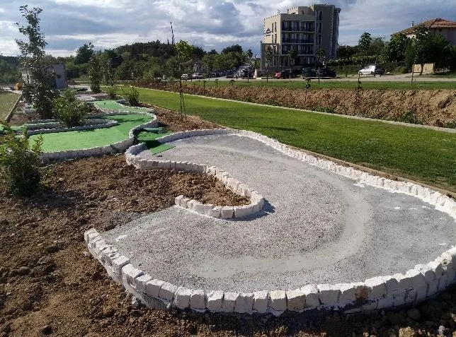 fairway frame finished course
