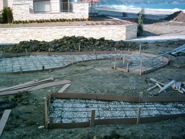 fairway stone layer pour